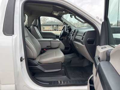 2021 Ford F350 Reg Cab, $39900. Photo 12