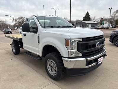 2021 Ford F350 Reg Cab, $39900. Photo 3
