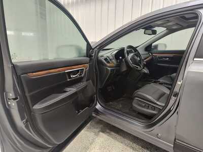 2020 Honda CR-V, $19900. Photo 9