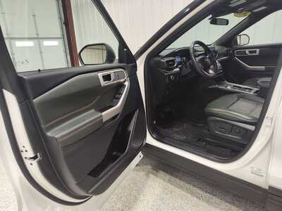 2023 Ford Explorer, $0. Photo 10