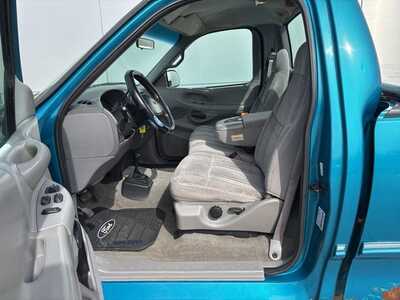 1997 Ford F150 Reg Cab, $5900. Photo 7