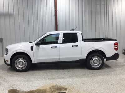 2025 Ford Maverick, $29300. Photo 2