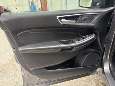 2024 Ford Edge, $37900. Photo 9