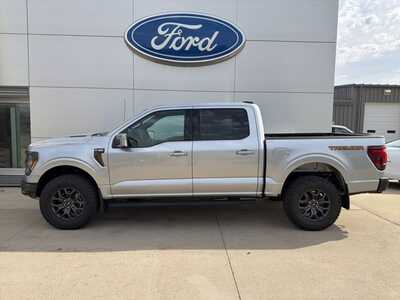 2025 Ford F150 Crew Cab, $67000. Photo 2
