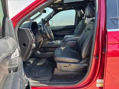 2021 Ford Expedition Max, $37900. Photo 7