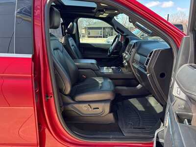 2021 Ford Expedition Max, $37900. Photo 9