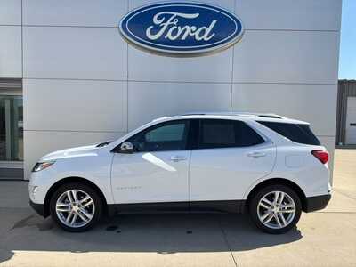 2020 Chevrolet Equinox, $21500. Photo 2