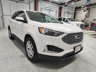 2024 Ford Edge, $32900. Photo 3
