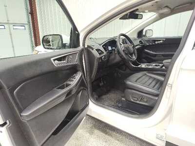 2024 Ford Edge, $32900. Photo 8