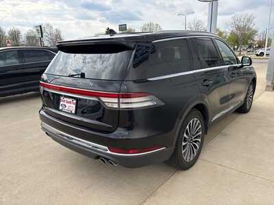 2021 Lincoln Aviator, $35921. Photo 4