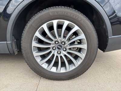 2021 Lincoln Aviator, $35921. Photo 6