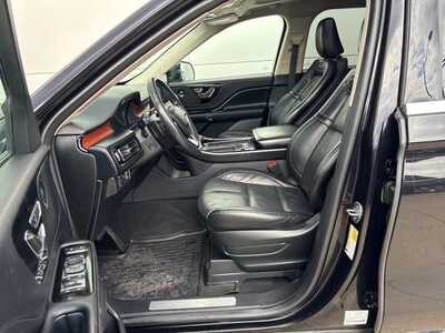 2021 Lincoln Aviator, $35921. Photo 7