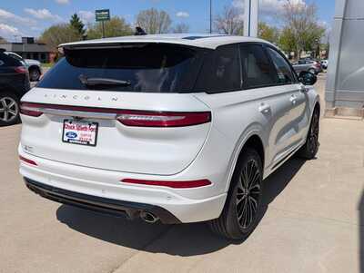 2023 Lincoln Corsair, $35900. Photo 5