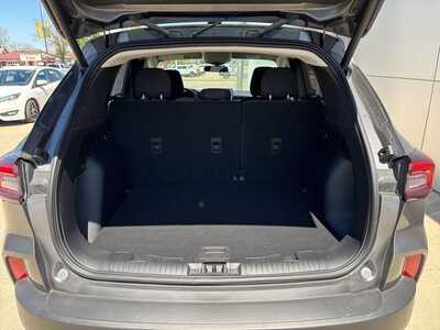 2024 Ford Escape, $26900. Photo 11