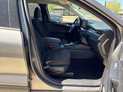 2024 Ford Escape, $26900. Photo 9