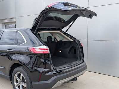 2024 Ford Edge, $30900. Photo 6