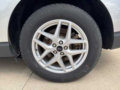 2023 Ford Edge, $29900. Photo 6