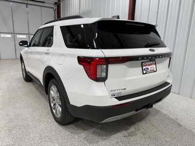 2026 Ford Explorer, $45120. Photo 5