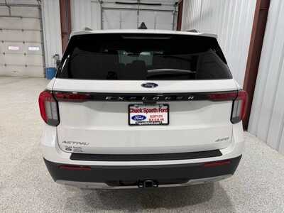 2026 Ford Explorer, $45120. Photo 6