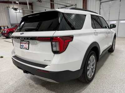 2026 Ford Explorer, $45120. Photo 7