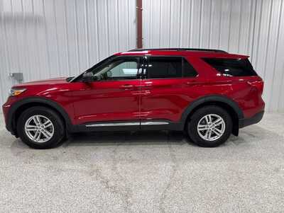 2022 Ford Explorer, $29990. Photo 4