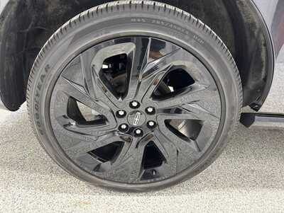 2025 Lincoln Navigator, $94000. Photo 10