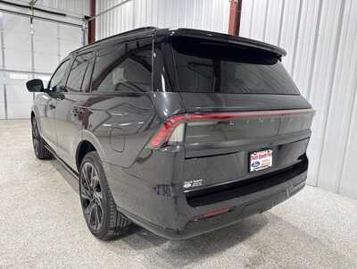 2025 Lincoln Navigator, $94000. Photo 7