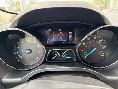 2013 Ford Escape, $7900. Photo 12