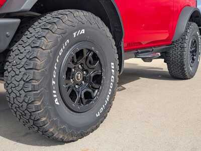 2022 Ford Bronco, $40900. Photo 9