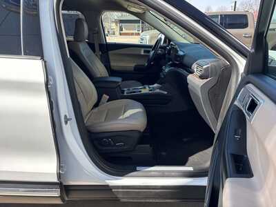 2020 Ford Explorer, $30900. Photo 10