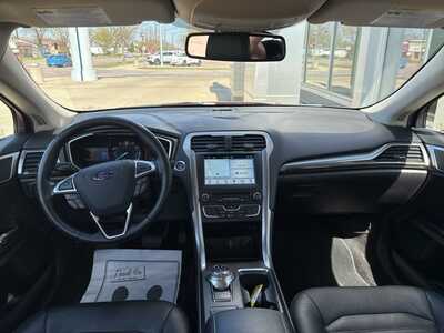 2017 Ford Fusion, $15900. Photo 12