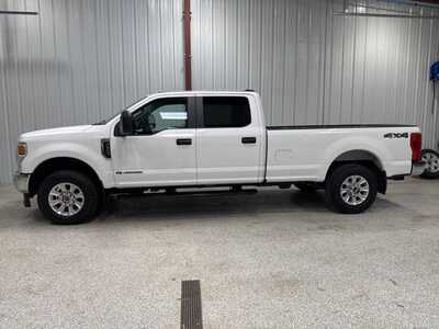2021 Ford F350 Crew Cab, $41900. Photo 4