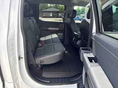 2023 Ford F150 Crew Cab, $39900. Photo 12