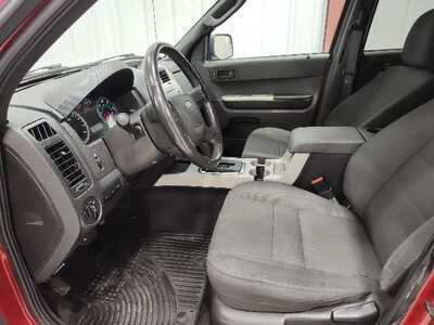 2011 Ford Escape, $8900. Photo 11