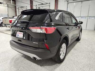 2022 Ford Escape, $16900. Photo 6
