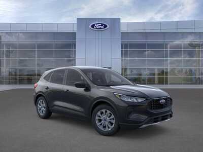 2026 Ford Escape, $30292. Photo 10