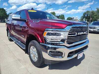 2022 RAM 3500 Crew Cab, $52900. Photo 4
