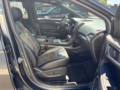 2022 Ford Edge, $26900. Photo 11