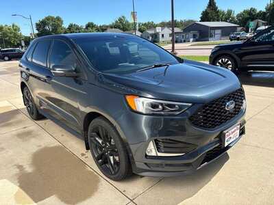 2022 Ford Edge, $26900. Photo 4