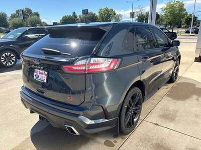 2022 Ford Edge, $26900. Photo 6