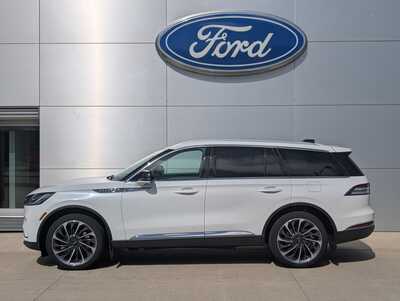 2026 Lincoln Aviator, $67900. Photo 3