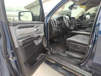 2020 RAM 1500 Crew Cab, $26900. Photo 12