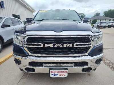 2020 RAM 1500 Crew Cab, $26900. Photo 3