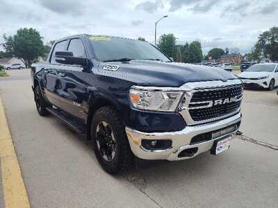 2020 RAM 1500 Crew Cab, $26900. Photo 4