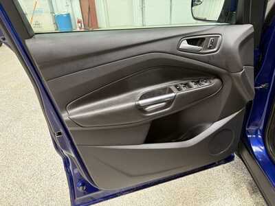 2014 Ford Escape, $8500. Photo 11