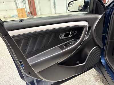 2016 Ford Taurus, $13916. Photo 11
