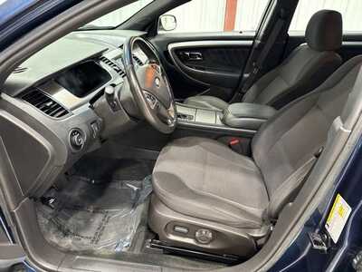 2016 Ford Taurus, $13916. Photo 12