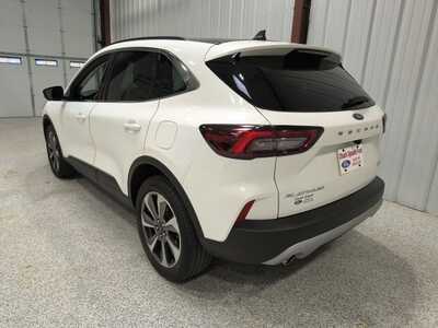 2023 Ford Escape, $29000. Photo 8