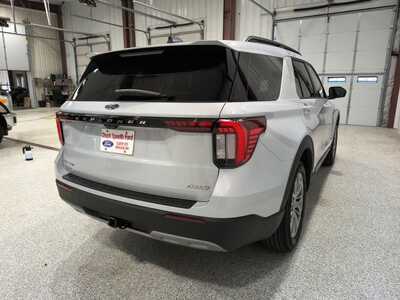 2026 Ford Explorer, $45374. Photo 6