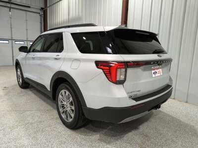 2026 Ford Explorer, $45374. Photo 9